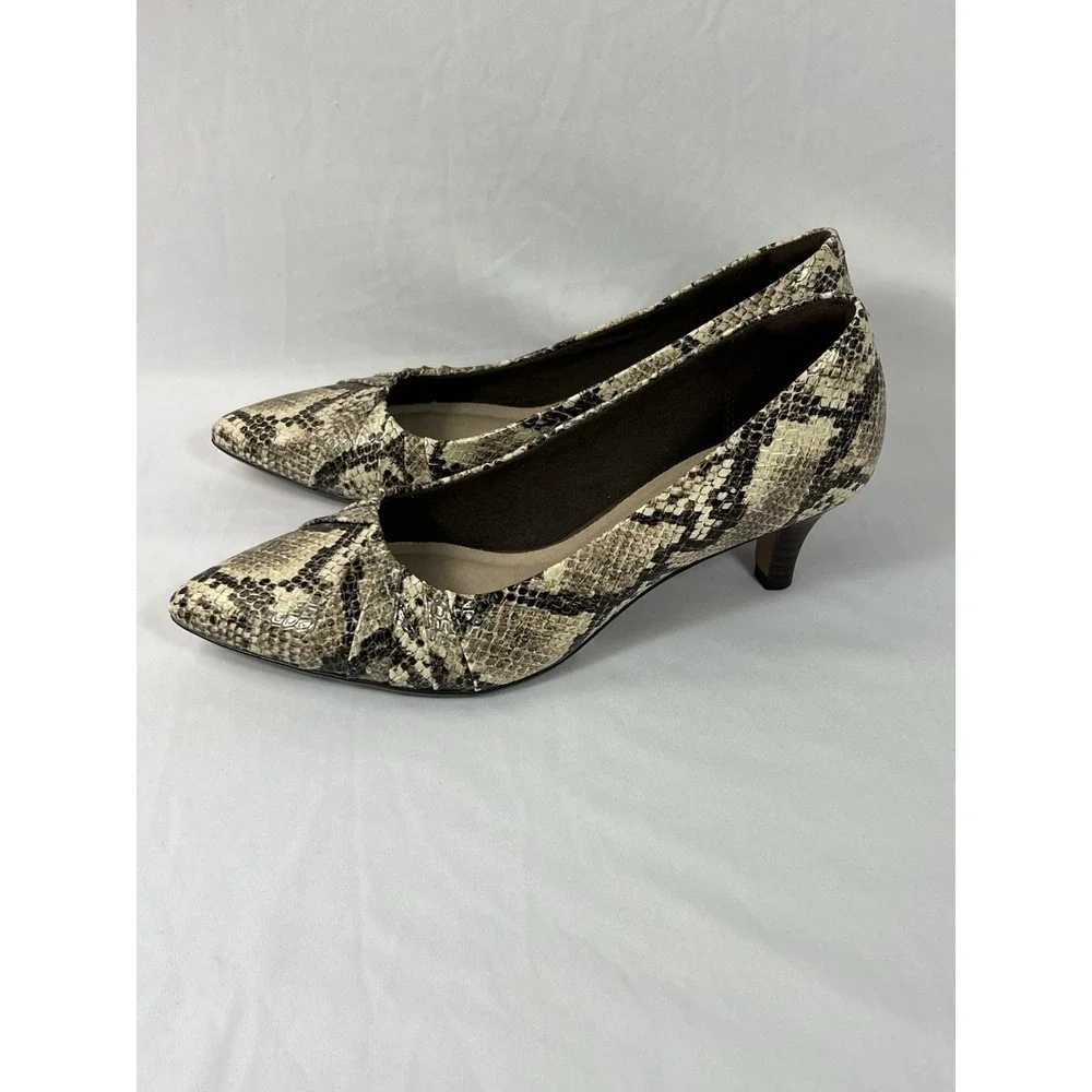 Clarks Women's Shoe Size 8.5 ‎ Taupe Snake Synthetic Linvale Crown Pumps New